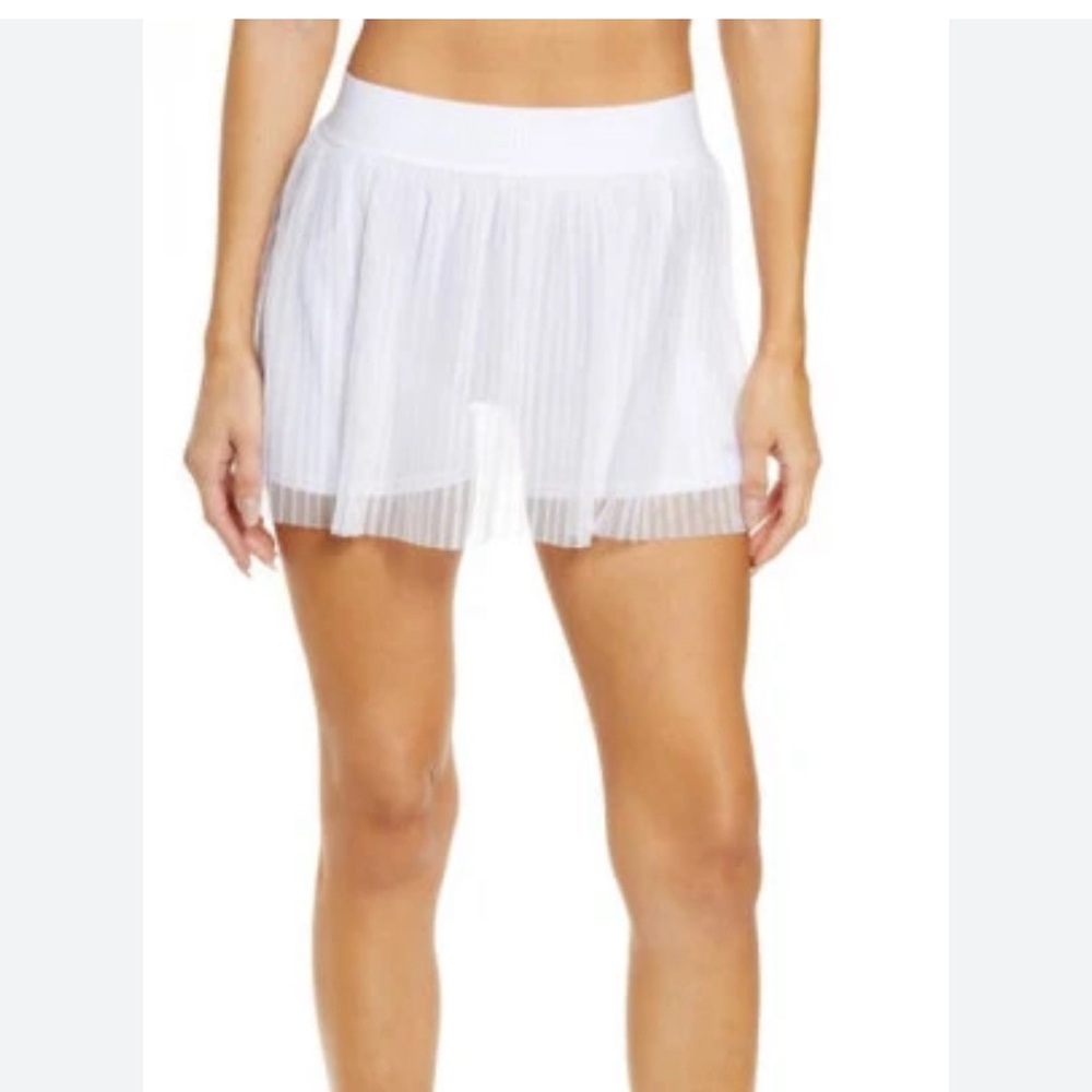 Alo white shorts with skirt mesh overlay